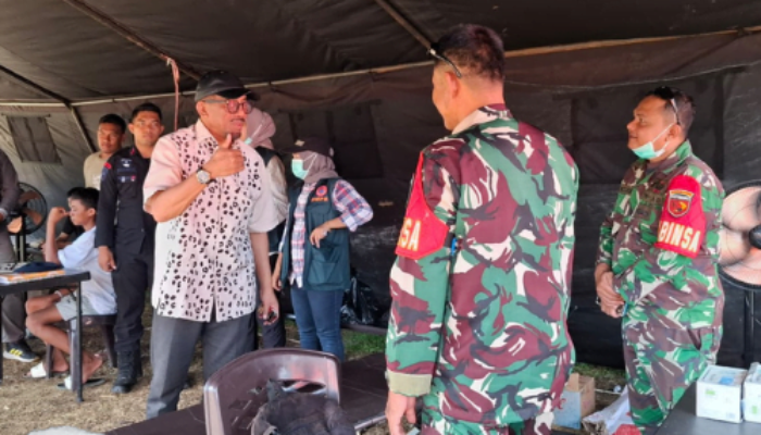 Sultan Tidore Kunjungi Korban Letusan Gunung Ibu di Halmahera Barat