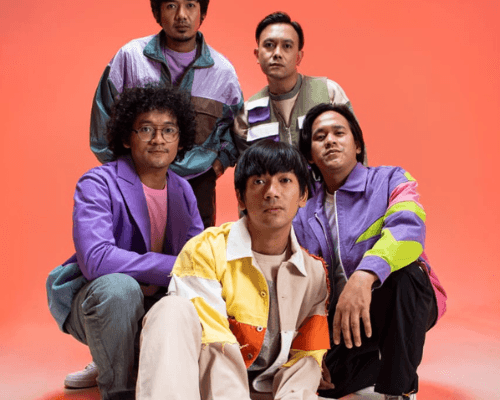 Memeriahkan HUT Provinsi Malut tahun 2024, D’Masiv Tampil di Malam Puncak Festival Literasi di Sofifi