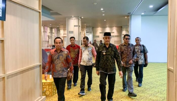 Wali Kota Tidore Berharap ASN Terus Menyesuaikan Perkembangan Teknologi Kepegawaian