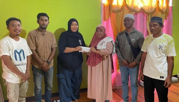 Galang Dana Selama Dua Hari, Kwatak Serahkan Sumbangan Duka untuk Almarhum Sahril Helmi