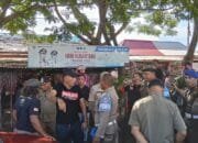 Satpol PP Paksa Pengosongan Kedai Nasbag di Pantai Tugulufa, Pemilik Protes