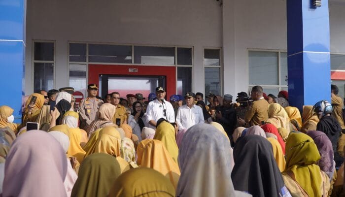 Disambut Meriah Ribuan Pegawai, Wali Kota Tidore Sampaikan Terima Kasih