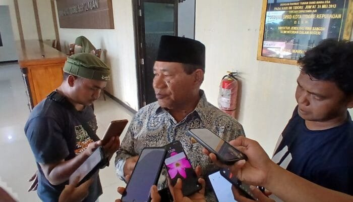 Ketua DPRD Tidore Akui Ada Anggota DPRD yang Malas Berkantor