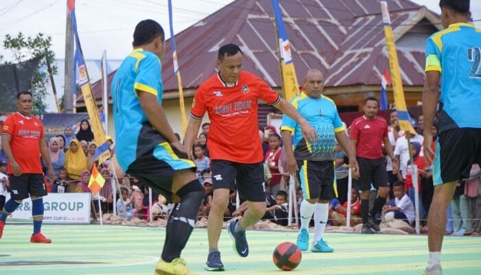 Wali Kota Tidore Resmi Membuka Turnamen Sepak Bola Gawang Sedang HPPT Cup II 2025