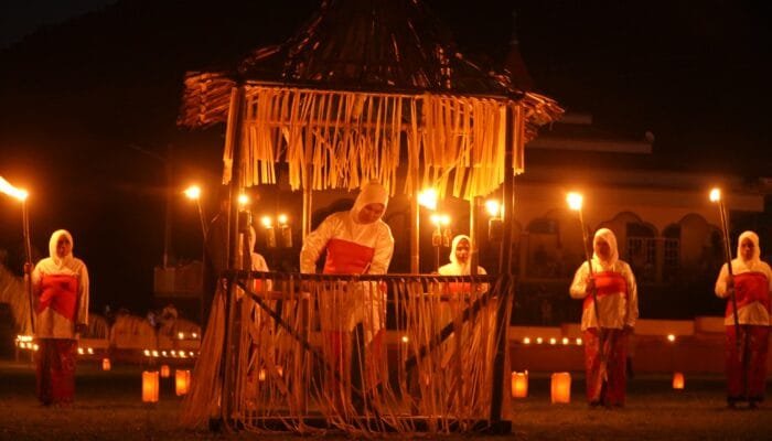 Buka Rangkaian Hari Jadi Tidore ke 917, Wali Kota:  Ritual Ake Dango Sebagai Identitas