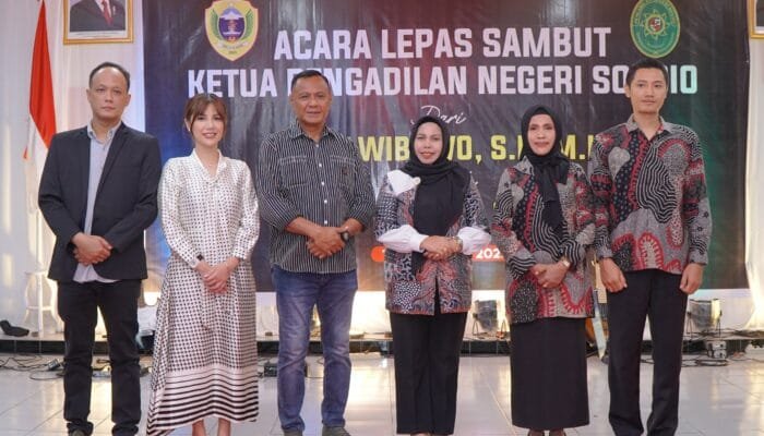 Wali Kota Tidore Apresiasi Dedikasi Ketua PN Soasio yang Pindah Tugas ke Malang