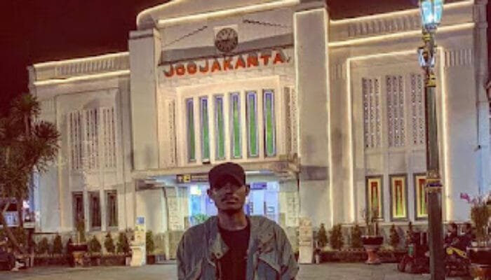 Membela Kampung, Menantang Kekuasaan