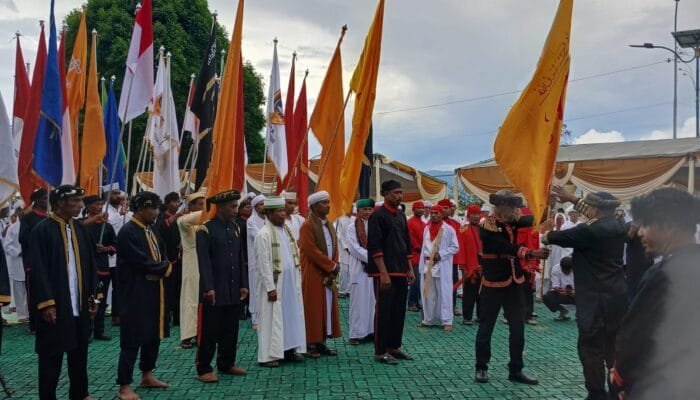 Isu DOB Menguat, Rakyat Tidore Rapatkan Barisan di Halaman Kadaton Kie Kesultanan Tidore