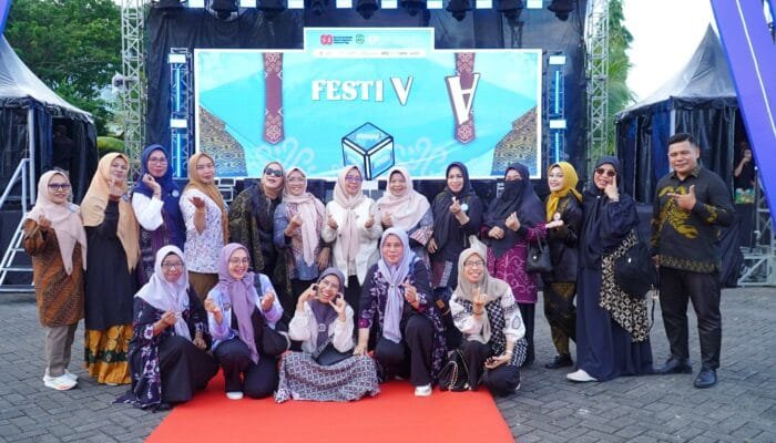 TP-PKK Kota Tidore Kepulauan Turut Berpartisipasi di Festival Salawaku 2025