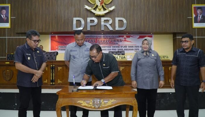 Walikota dan DPRD Resmi Penandatanganan Nota Kesepakatan Perubahan KUA-PPAS Tahun 2025