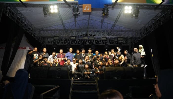 Tribute to Herman Sikumbang Membawa Pesan Syahdu & Lagu Kemarin menjadi Penutup semua Rangkaian Kampoeng Rameng