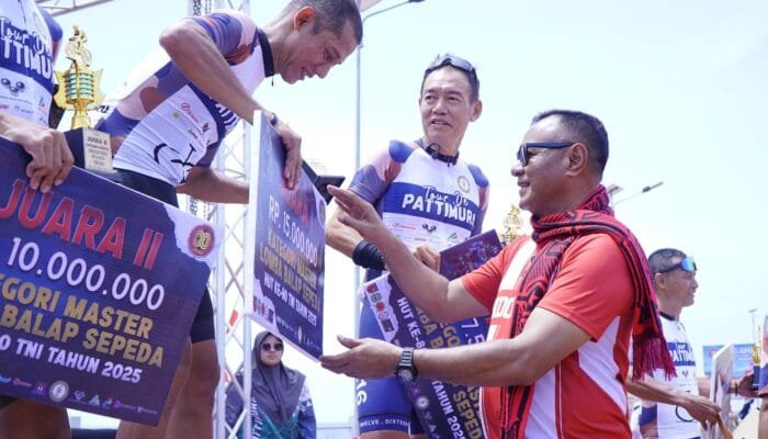 HUT TNI ke 80, 100 Peserta Meriahkan Lomba Balap Sepeda Tour de Pattimura di Kota Tidore