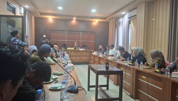 DPRD Tidore Dilema Hadapi Tuntutan GP Ansor dan Fatayat NU Soal Tunjangan