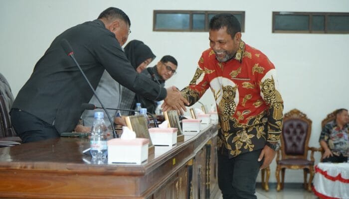 Empat Fraksi DPRD Tidore Beri Pandangan APBD Tahun 2026, Menekankan Pelayanan Dasar