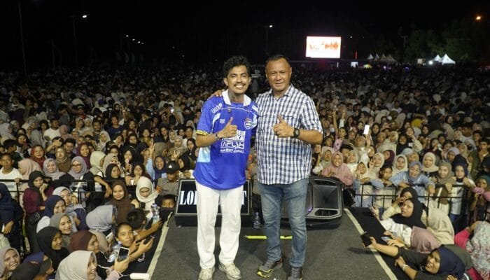 Fresly Nikijuluw Bikin Lautan Penonton Lokal Fest Tidore 2025 Galau dan Histeris