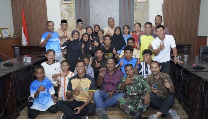 Raih Juara Umum Kejurprov Atletik Maluku Utara 2025, Wali Kota Tidore Kepulauan Apresiasi Atlet