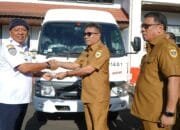 Pimpin Apel Gabungan, Wawali Tidore Tekankan Disiplin Pegawai dan Serahkan Kembali Bantuan Bus Sekolah