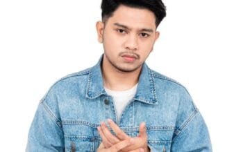 Ozi Komdan, Suara dari Maluku Utara yang Menggema di Panggung Spektakuler Indonesian Idol