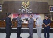 Pemkot Tidore Sampaikan LKPJ, Pesan Walikota Mari Berkolaborasi Membangun Tidore Bersama-Sama