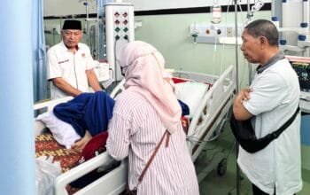 Jenguk Pasien Korban KDRT RSUD Chasan Boesoirie, Wagub Pelayanan Yang Utama