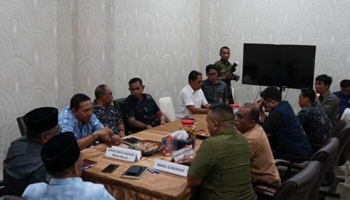 Wagub Sarbin Sehe Instruksikan Percepatan MoU Administrasi Darurat Bencana untuk Keselamatan Rakyat