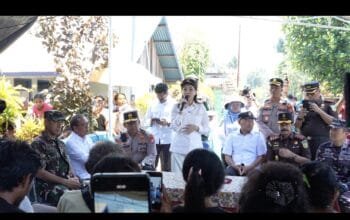 Pasca Konflik Halteng, Gubernur Bertekad Membangun Rumah Warga Yang Terbakar