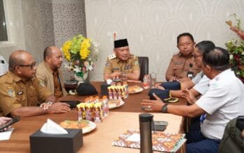 Pimpin Rakor Pasca-Gempa Batang Dua, Wagub Pastikan Logistik Aman dan Mitigasi Berbasis Data BMKG