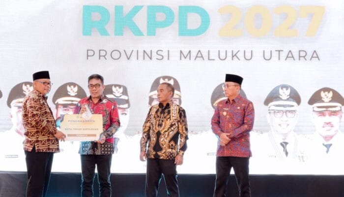 Kota Tidore Kepulauan Raih Penghargaan 8 Aksi Konvergensi Penurunan Stunting 2025