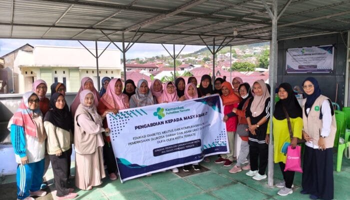 Tim Dosen TLM Poltekkes Kemenkes Ternate Gelar Edukasi dan Pemeriksaan Kesehatan Diabetes Melitus