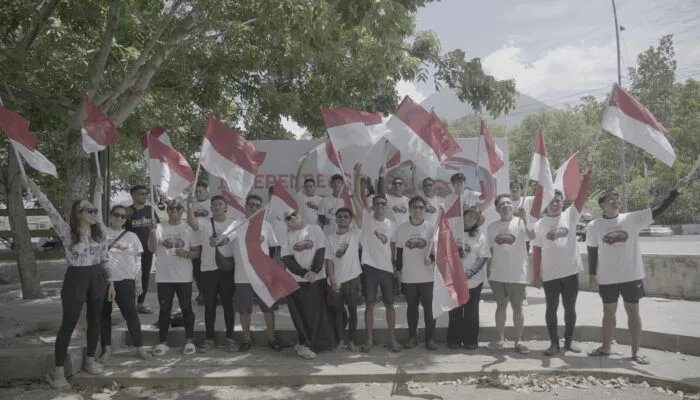 Sambut HUT RI ke-81, Sejumlah Penyelam Tidore Kibarkan Merah Putih di Bawah Laut Tugulufa