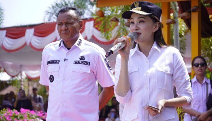 Gubernur Sherly Puji Kemandirian Siswa SMA 1 Tidore, Soroti Penggunaan Dana Sekolah Lebih Tepat Sasaran