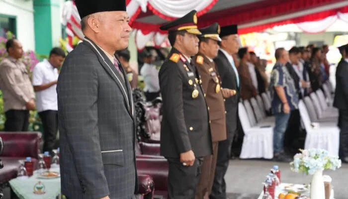 Wagub Sarbin Sehe Hadiri Upacara HUT ke-81 TNI di Makorem 152/Baabullah
