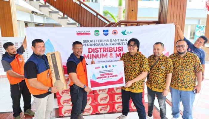 PT HM Sampoerna Salurkan Bantuan untuk Penanganan Kebakaran TPA Buku Deru-Deru
