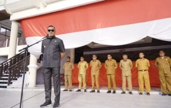 Pimpin Apel Gabungan, Wali Kota Tidore Tegaskan ASN Wajib Jadi Contoh dalam Pembatasan Aktivitas Hari Jumat
